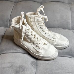 Roxy Rae Mid Women's High-Top Canvas Sneakers - White size 6